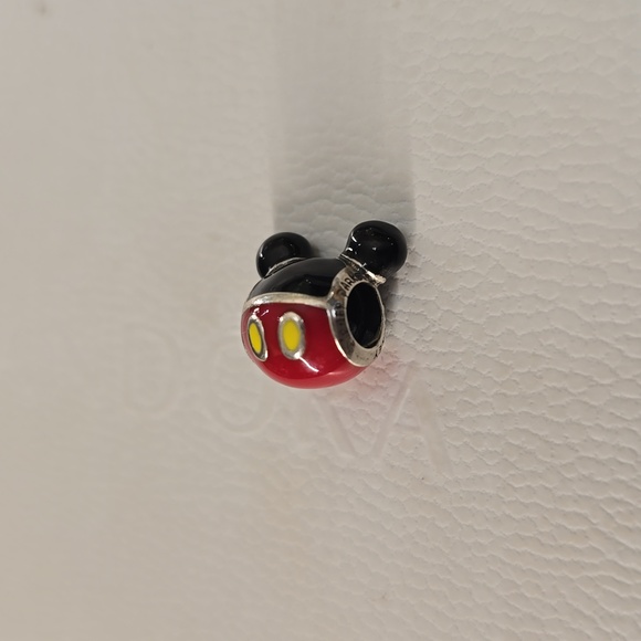 Authentic Pandora Charm - Picture 2 of 4